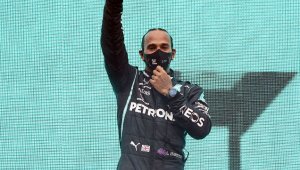 Lewis Hamilton'ın Covid-19 testi negatif çıktı