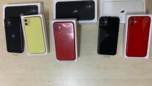Maket cep telefonlarını gerçekmiş gibi satmışlar