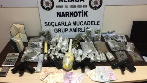 Menemen'de emniyet ve jandarmadan ortak uyuşturucu operasyonu: 2 gözaltı