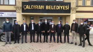 Oda başkanlarından Belediye Başkanı Ensari'ye ziyaret