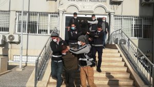 Otomobili kundaklayan şüpheliler adliyeye sevk edildi