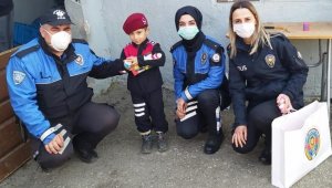 Polislerden en anlamlı ziyaret