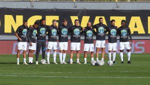 Rizesporlu futbolcular, Abarhoun'u unutmadı