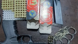 Ruhsatsız tabanca ile domuzlara ateş eden şahsa idari para cezası kesildi
