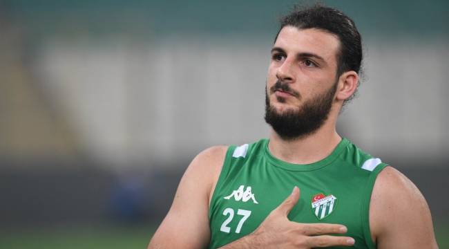 Sedat Dursun, Bursaspor'la olan sözleşmesini feshetti