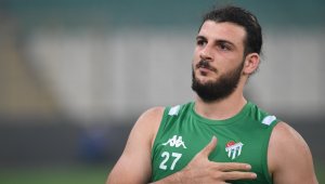 Sedat Dursun, Bursaspor'la olan sözleşmesini feshetti