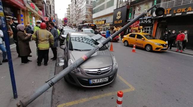 Şişli'de dehşete düşüren olay: Ölümden saniyeler ile kurtuldu