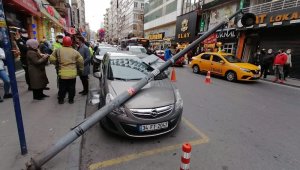 Şişli'de dehşete düşüren olay: Ölümden saniyeler ile kurtuldu