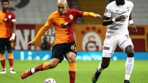 Sofiane Feghouli'den 3. asist
