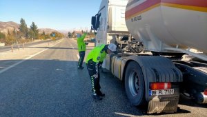 Sokağa çıkma kısıtlamasında yol uygulaması