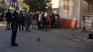 Sokağa çıkma yasağında şehrin sessizliğini kurşun sesleri bozdu