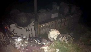 Söke'de kamyonun çarptığı motosiklet sürücüsü hayatını kaybetti