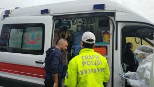 Takla atan araçtan burunları bile kanamadan çıktılar