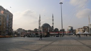 Taksim Camii'nde sona yaklaşıldı