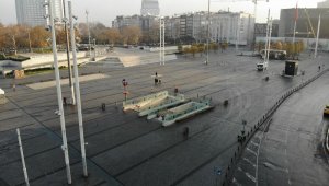 Taksim Meydanı boş kaldı