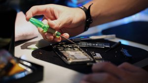 Telefon servisi sokağa çıkamayanların ayağına geliyor