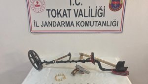 Tokat'ta kaçak kazı yapan 2 kişi suçüstü yakalandı