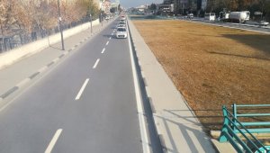 Turgutlu'da yol şerit çizgileri yenilendi