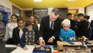 Turkcell, teknoloji ile sosyal bariyerleri aşmaya devam ediyor