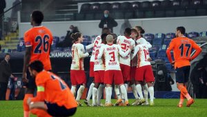 UEFA Şampiyonlar Ligi: Medipol Başakşehir: 3 - RB Leipzig: 4