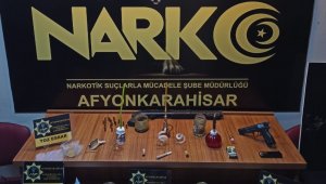 Uyuşturucu madde satışı yapılan gazinoya baskın