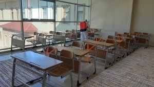 Van Büyükşehir Belediyesi dezenfekte çalışmalarını sürdürüyor