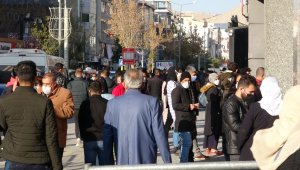 Van'da sokağa çıkma kısıtlaması öncesi yoğunluk