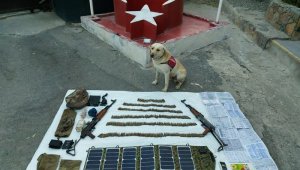 Yıldırım-2 CiloKasran Operasyonu'nda silah ele geçirildi