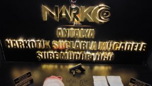 Zehir tacirinin evine polis baskını