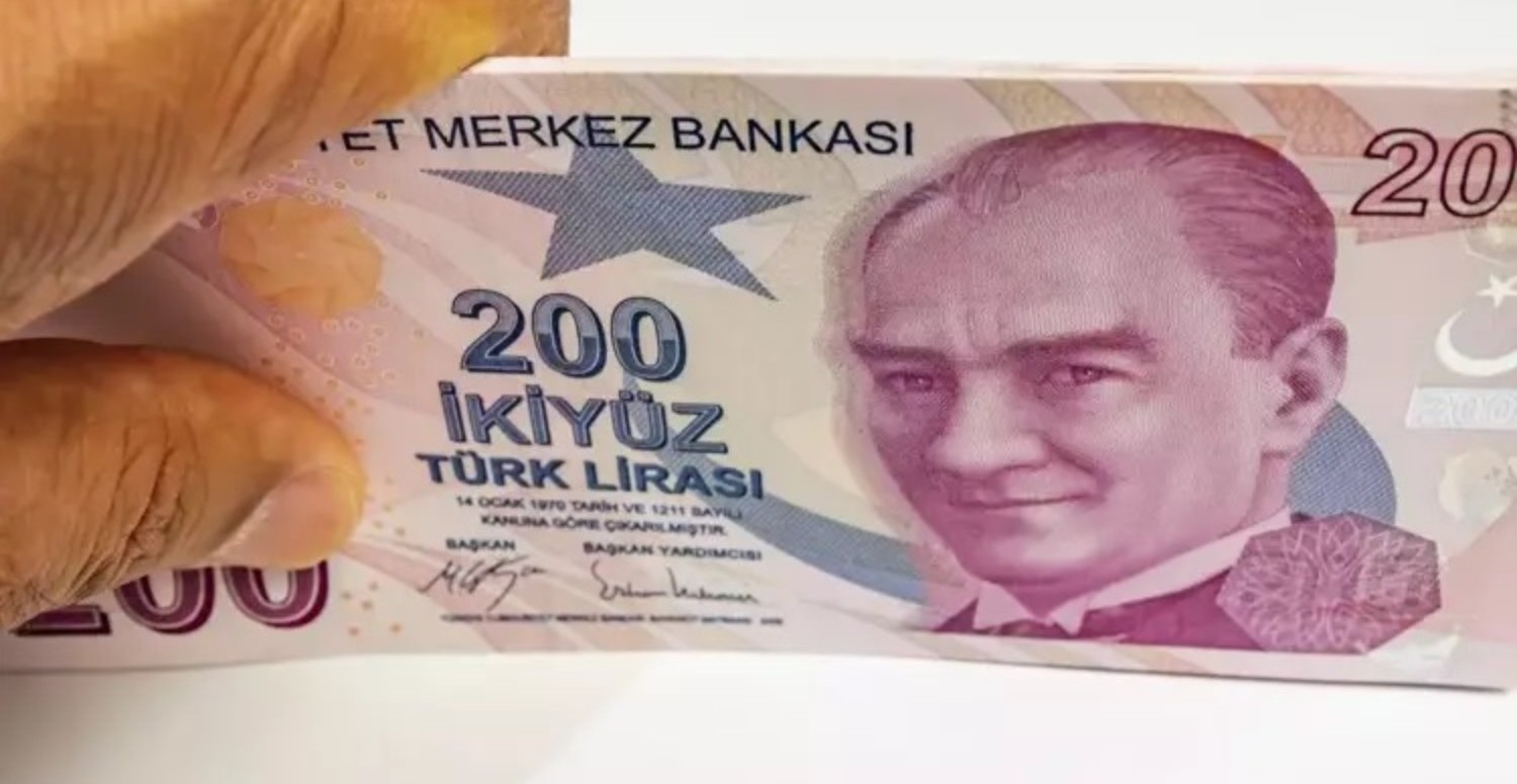 e-Devlet'ten başvuran emekliler ek ödeme alıyor! Bir tıkla en az 6000 TL verilecek