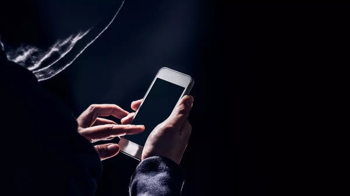 Android telefon kullananlara acil uyarı! Bu uygulamalar yüklüyse hemen silin!