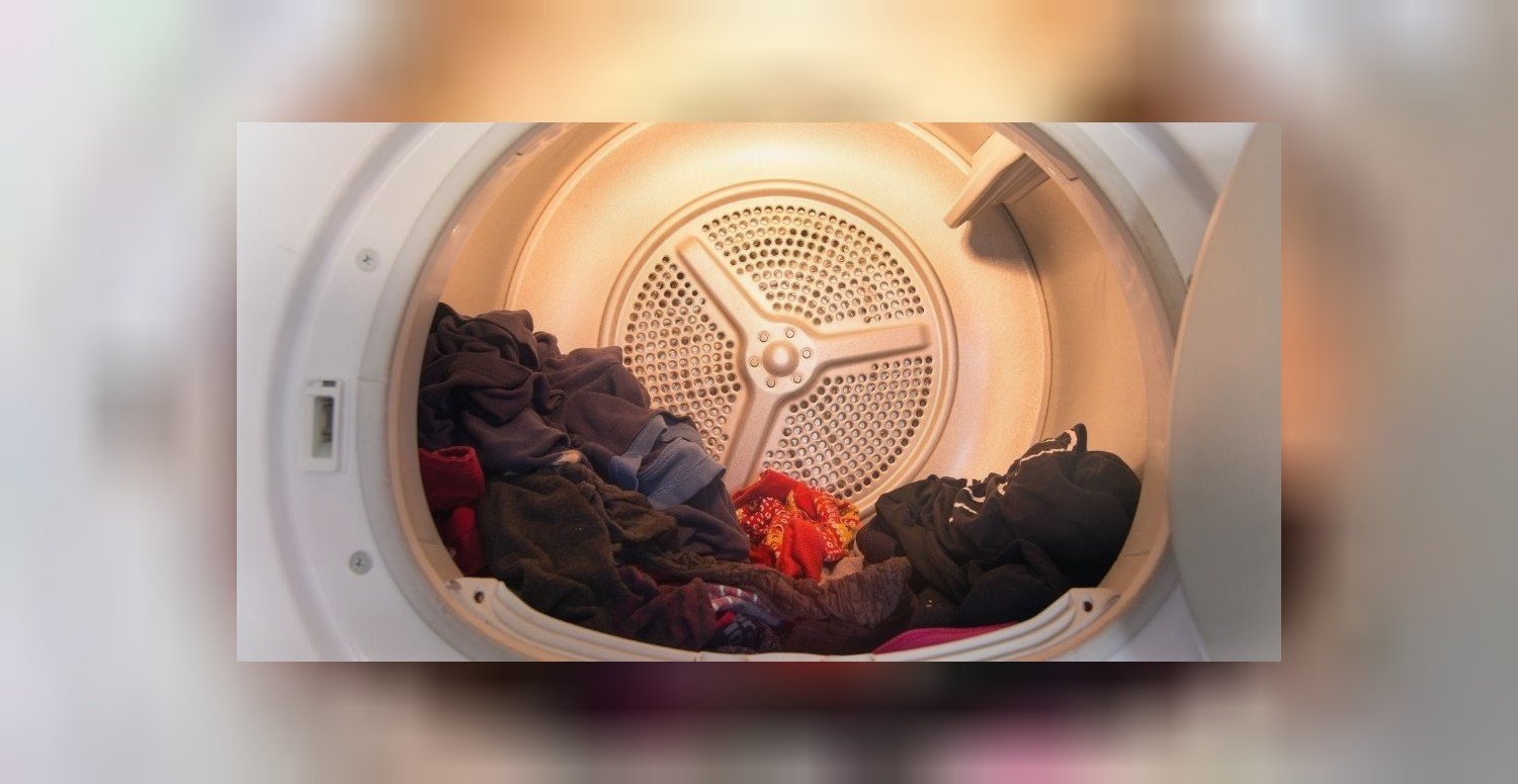 Çamaşır makinesine 1 limon ekleyin! Sapsarı olmuş çamaşırların üzerindeki etkisine inanamayacaksınız