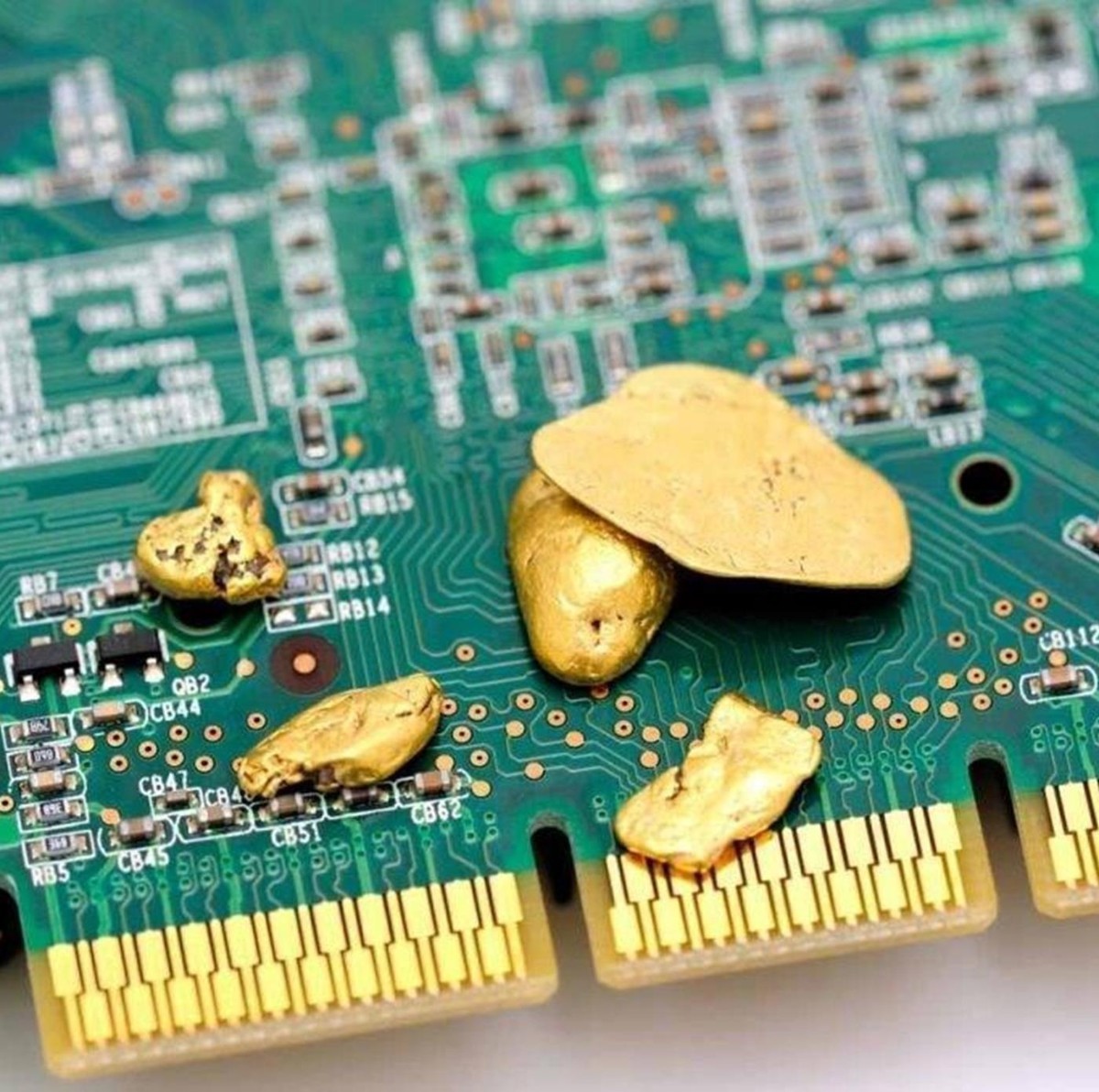 Elektronik cihazlardan altın elde etmek