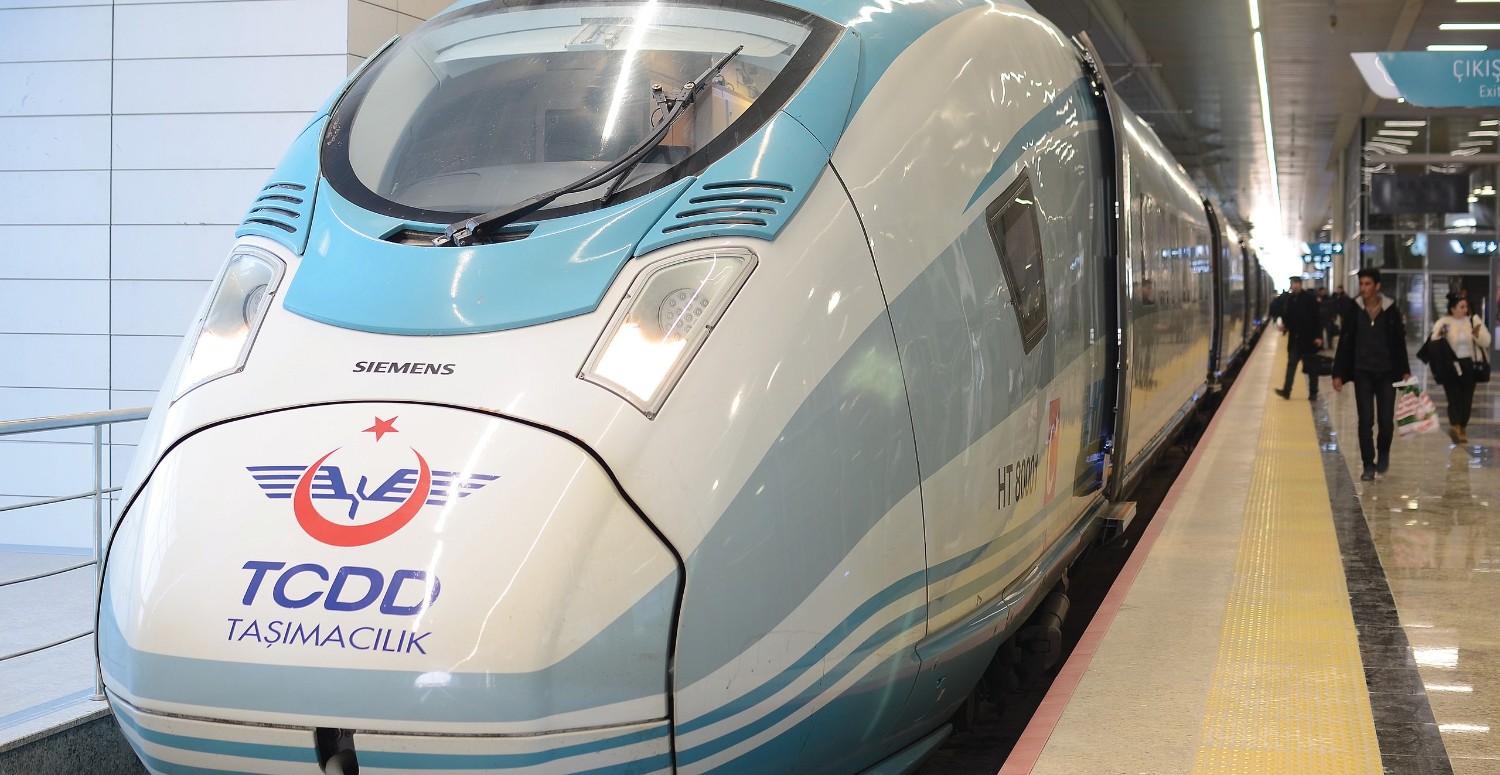 Yüksek Hızlı Tren'de yüzde 50 indirim! Sadece o tarihte geçerli: Kartını gösteren indirimli binecek