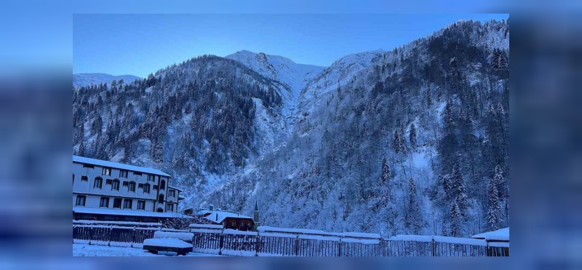 ayder yaylası beyaza büründü