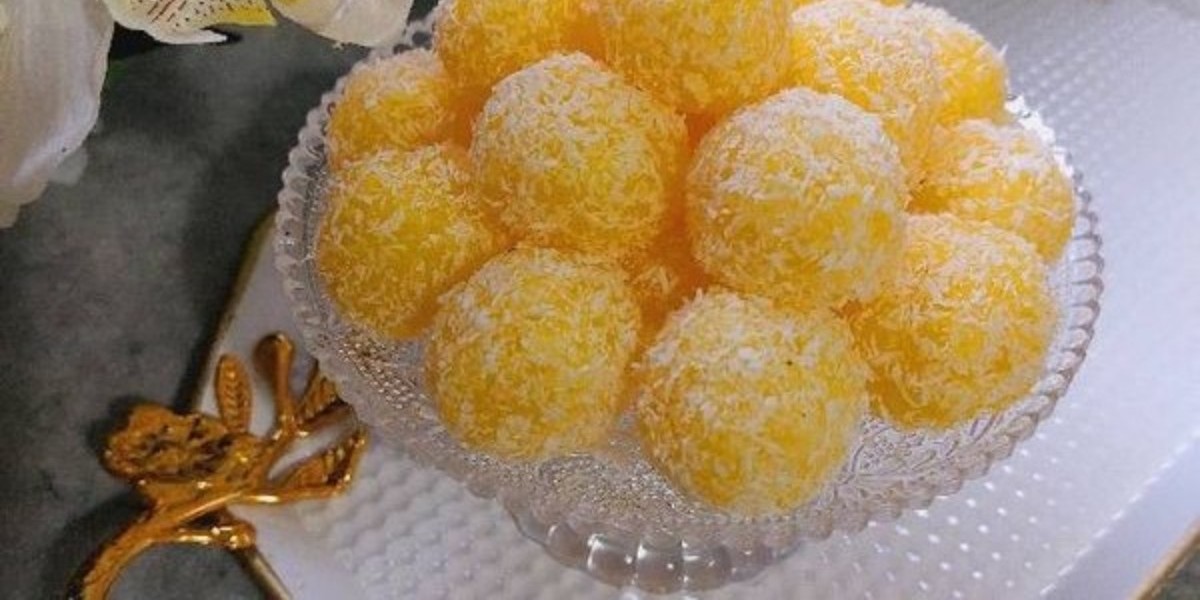 Mandalinalı İrmik Topları