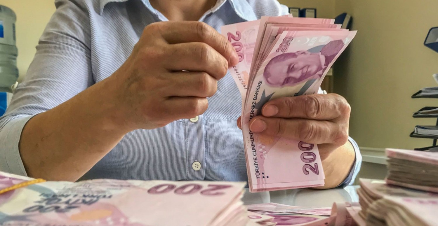 Emekli zamlarında beklenmeyen gelişme! Milyonlarca emekli malesef etkilenecek
