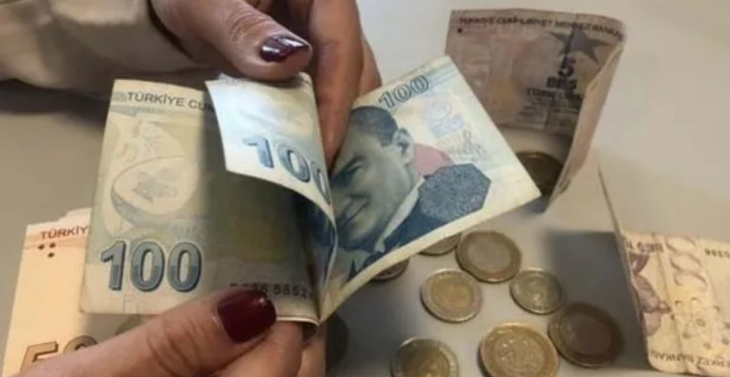 Emekli ikramiyesi bekleyene büyük şok! Zamlı bayram ikramiyeleri o kişilere yok! Emeklinin bayramda cebi boş kalacak