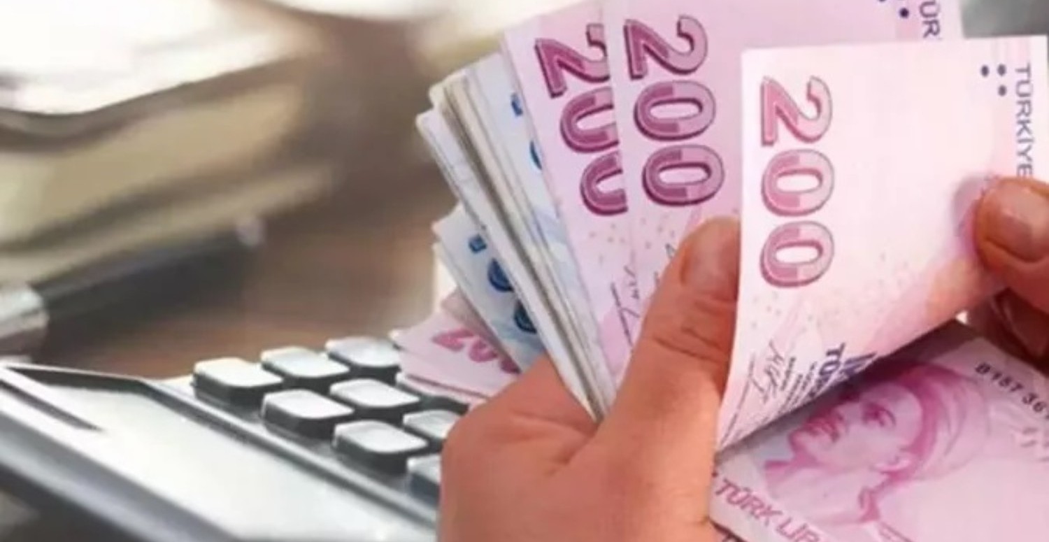Çocuklu ailelere 6.500 TL tek seferlik yardım! PTT'ye tek başvuru rekora koşuyor