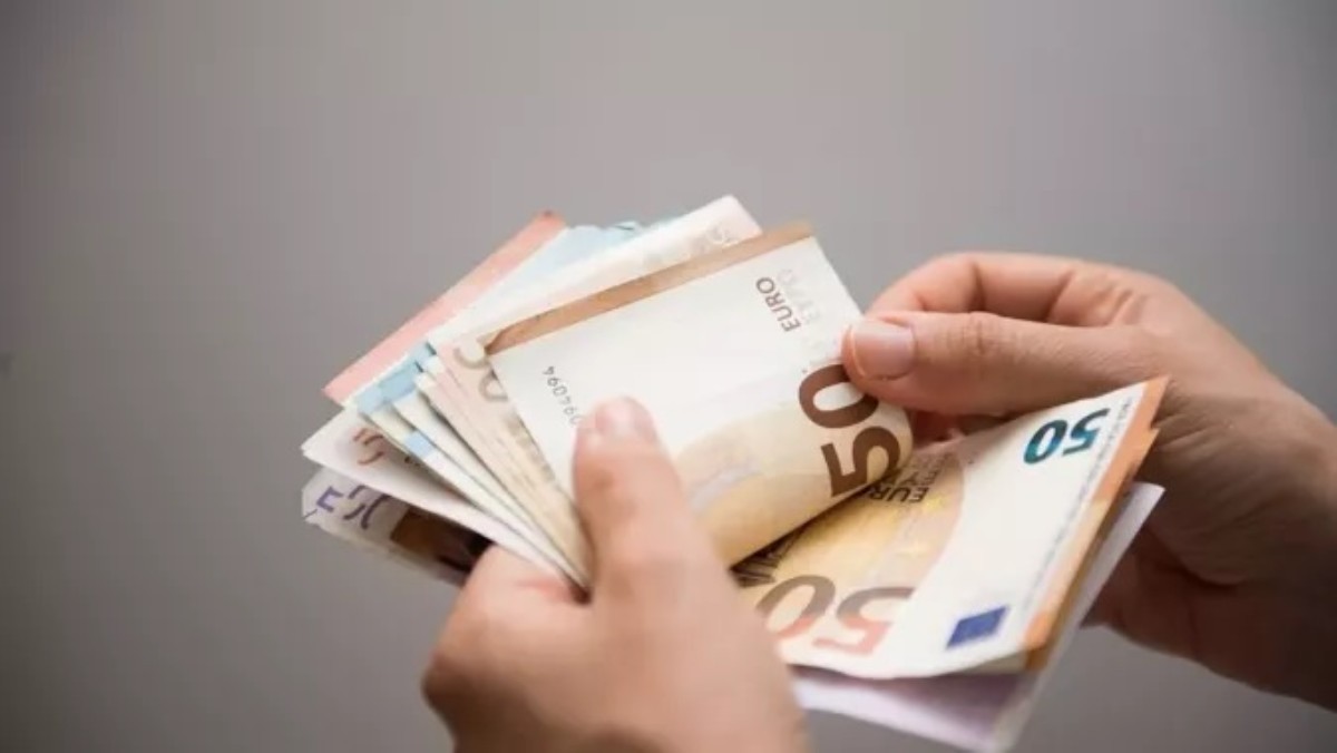 Devlet 325 Euro nakit destek başvurusunu açtı