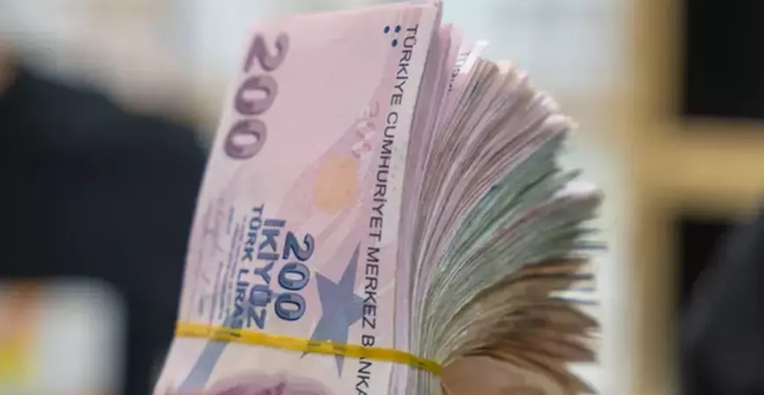 Meclis onay kaşesini bastı! Emeklilere 7000 TL'lik ek ödeme çıktı
