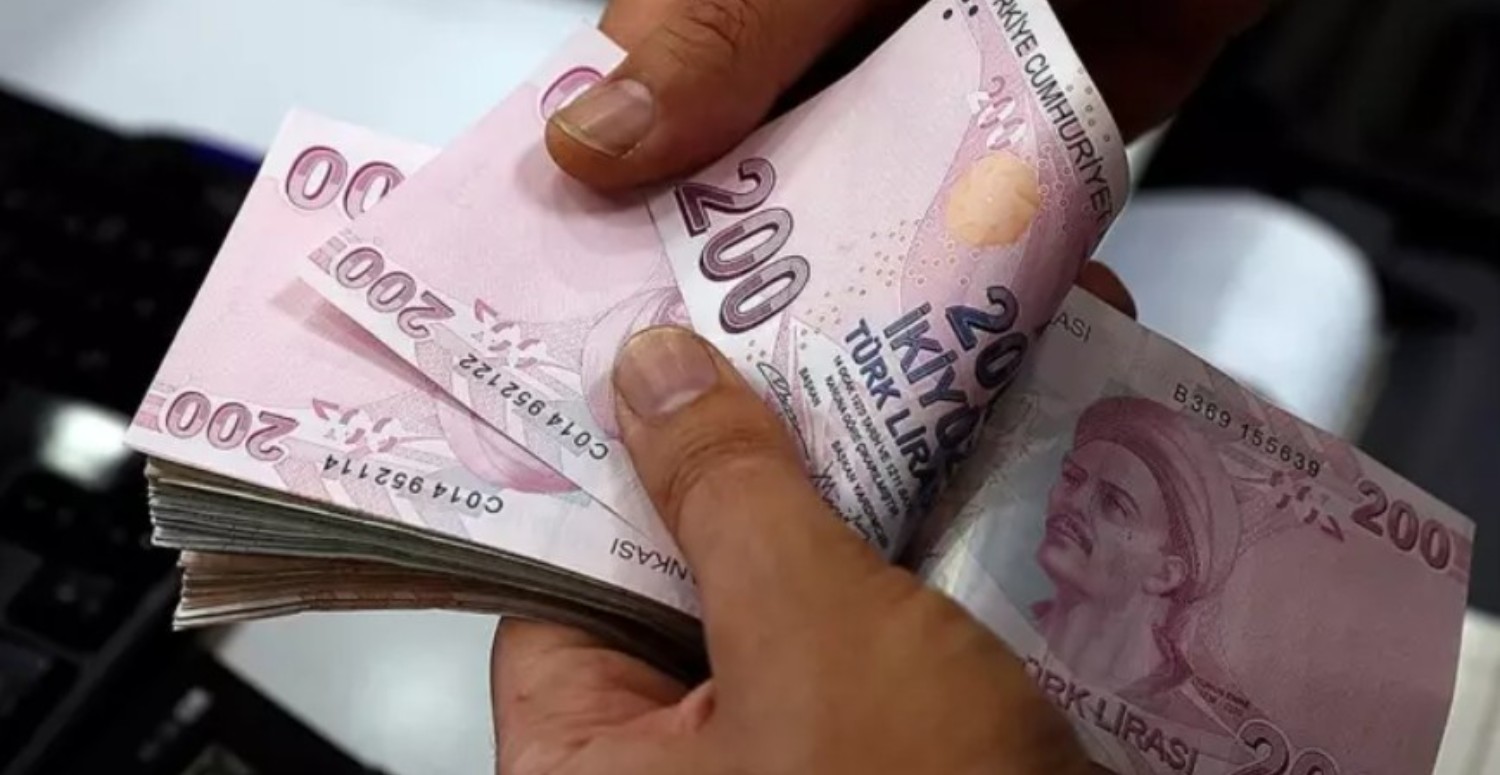 Sevindiren haber bu sabah geldi! Emeklilere 3000 TL'lik ek ödeme hesaplara geçiyor!