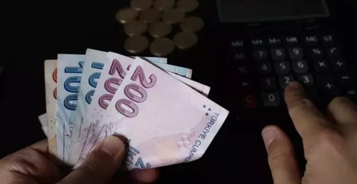Bayramdan önce emekliye 3 ödeme birden! 4A 4B 4C'li tarihleri not etsin