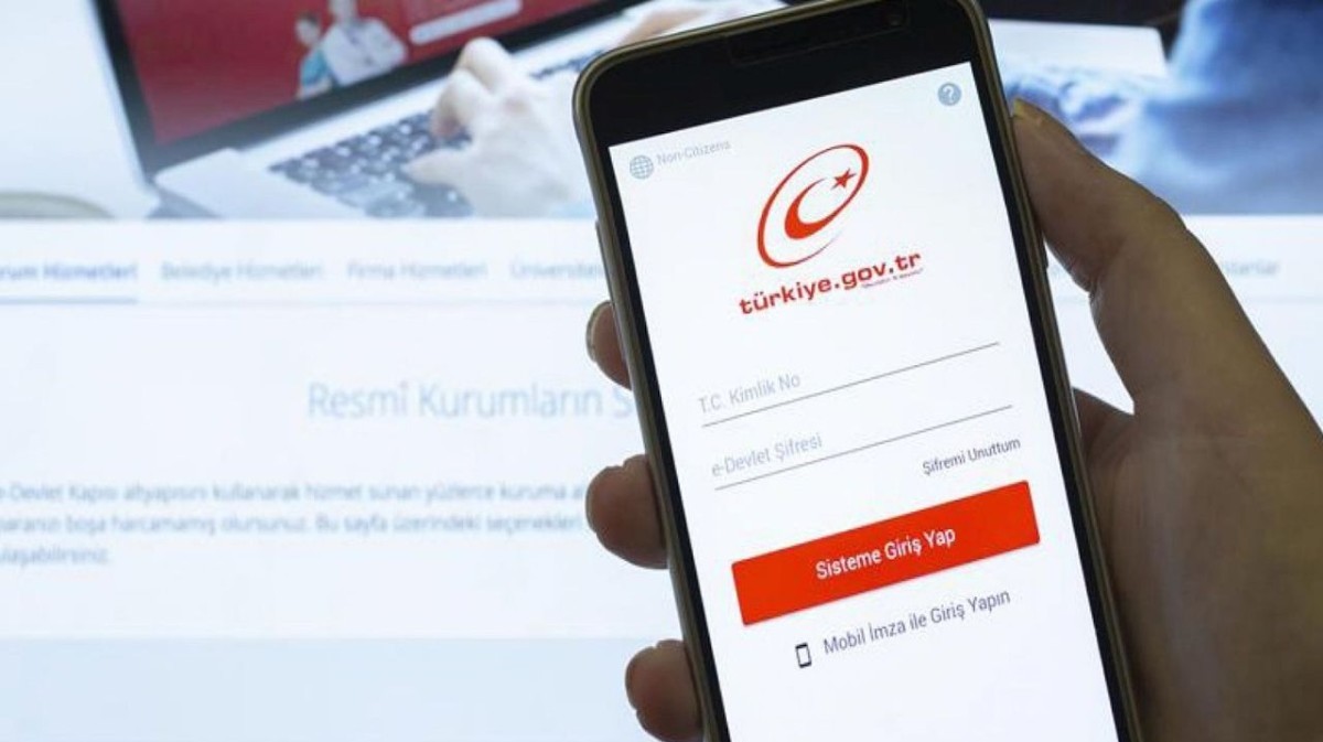 Emekliler hemen e-Devlet'ten kontrol etsin!