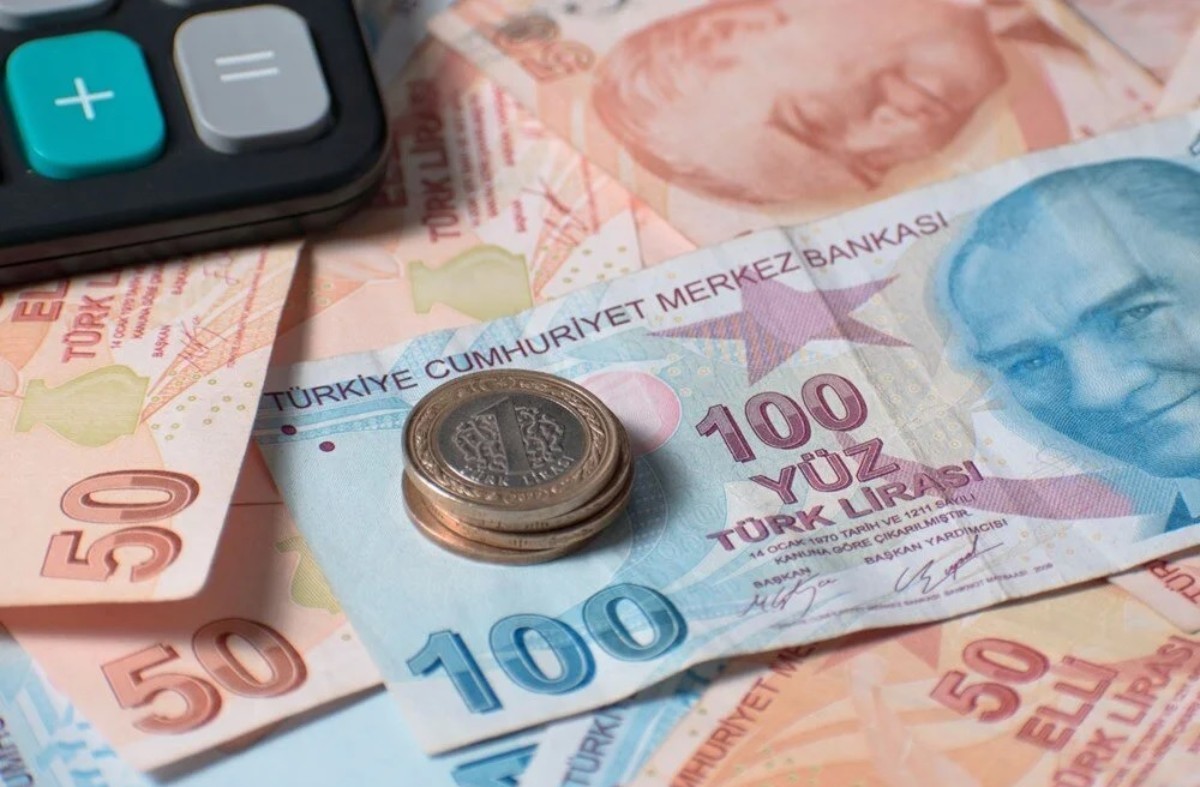 Emeklilere bayram öncesi kıyak geçildi
