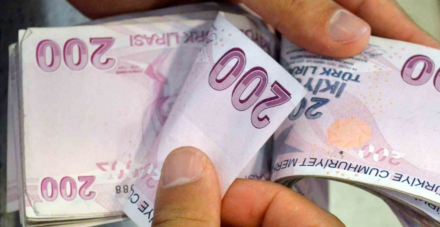 Emekliye nakit yağdıran çift kampanya! Hem geri ödemesiz, hem sıfır faizli!