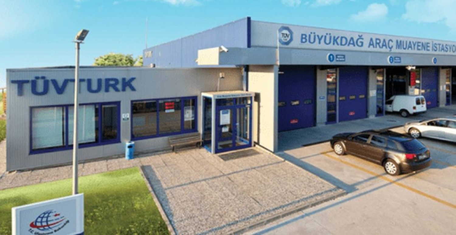 TÜVTÜRK tüm araç sahiplerine duyurdu! Bunu yapan yandı