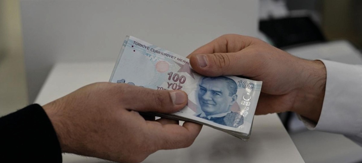 81 ilde hane başı 2500 TL bayram yardımı! Başvuran parasını PTT'den çekecek