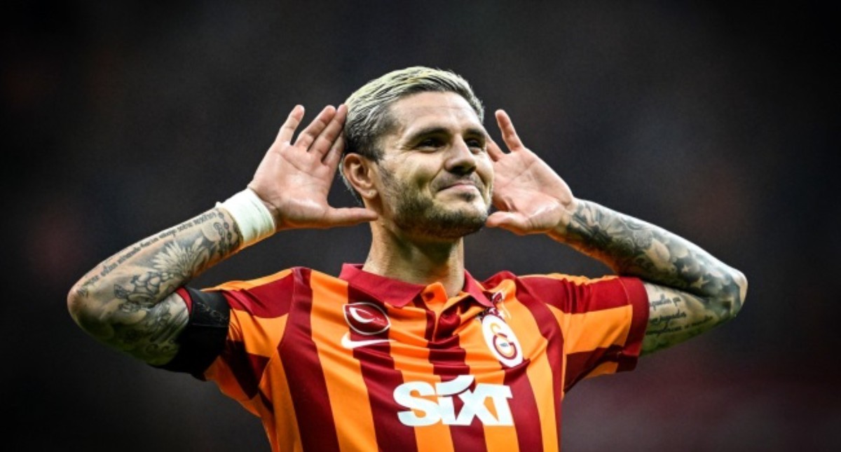 Burcuna bak, hangi futbolcusun öğren