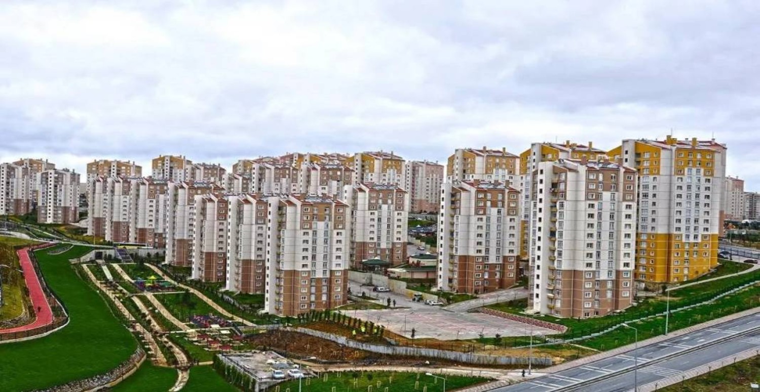 KİRA HAKKINDA
